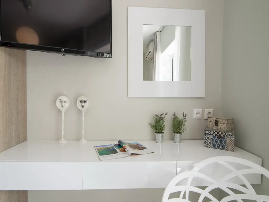 Frau Irenes Haus Apartment Sarti Greece