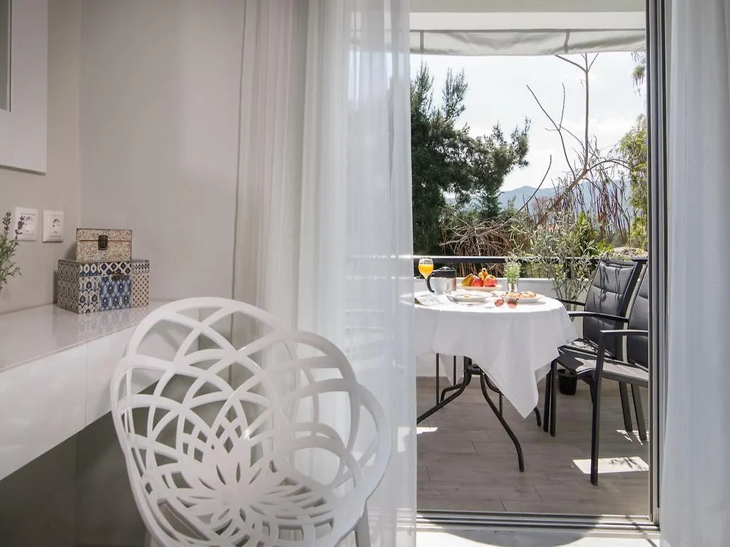 Frau Irenes Haus Apartment Sarti